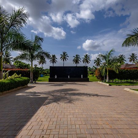 Veerdency Luxury Resort Devanahalli ภายนอก รูปภาพ