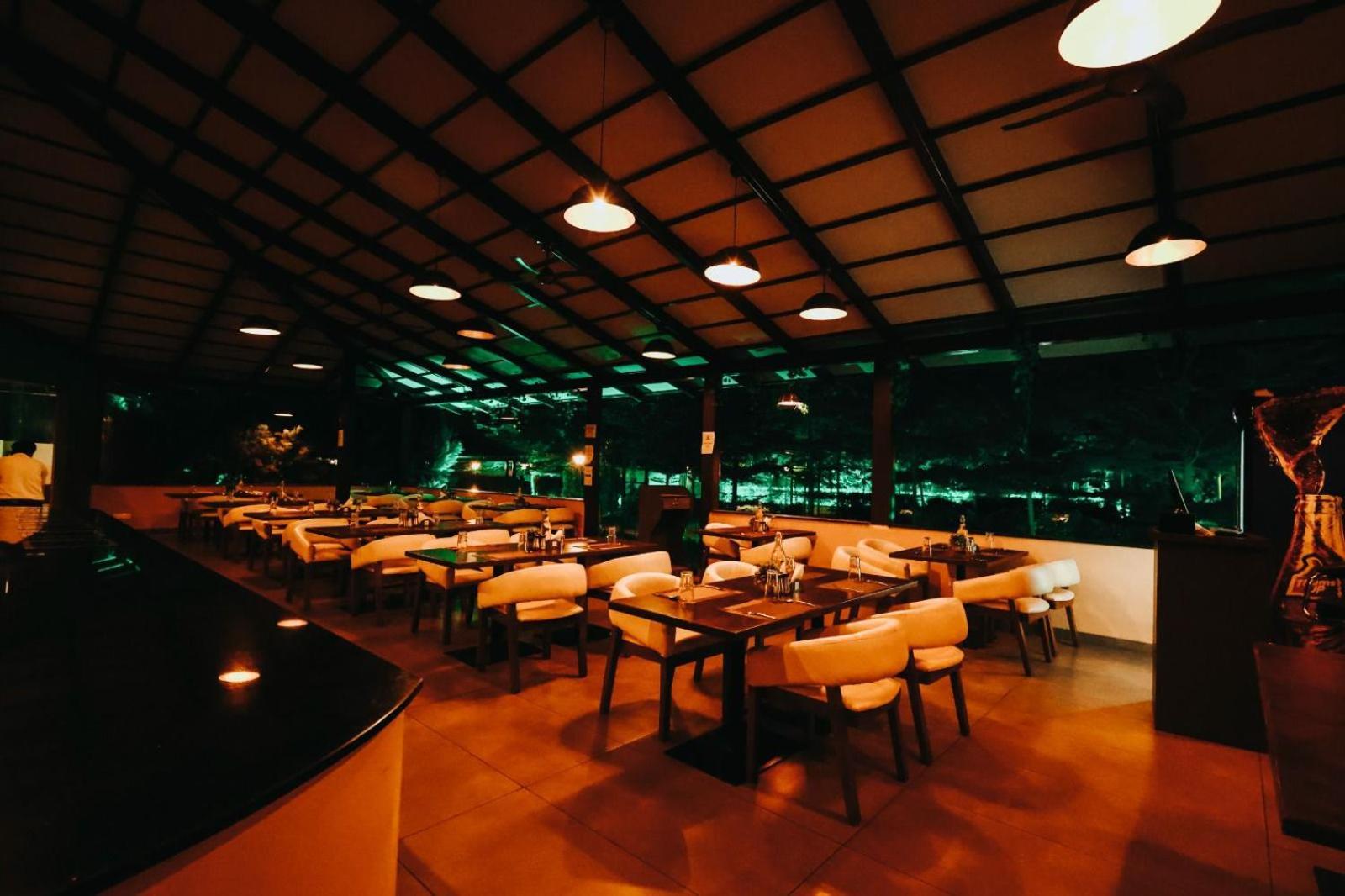 Veerdency Luxury Resort Devanahalli ภายนอก รูปภาพ